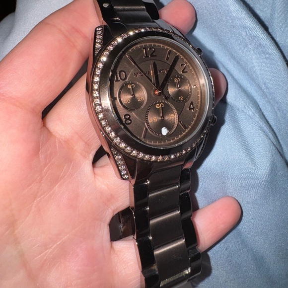 Michael kors watch - Picture 3 of 3